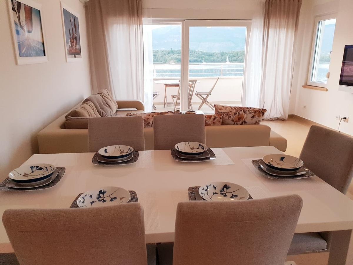 Riverside Villa Tivat Eksteriør bilde